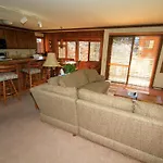 Mountainback #60, Corner Unit
