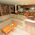 Mountainback #60, Corner Unit